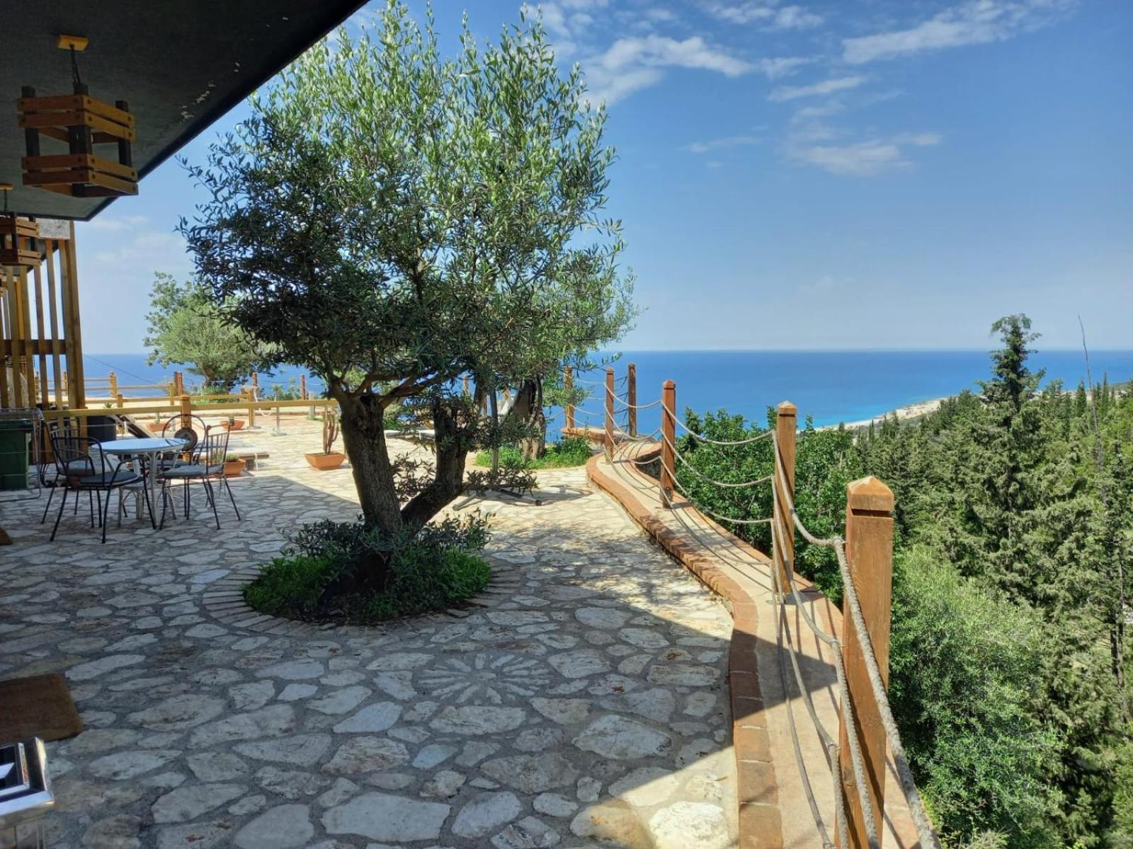 Rahoni Park & Suites Dhërmi Exteriör bild