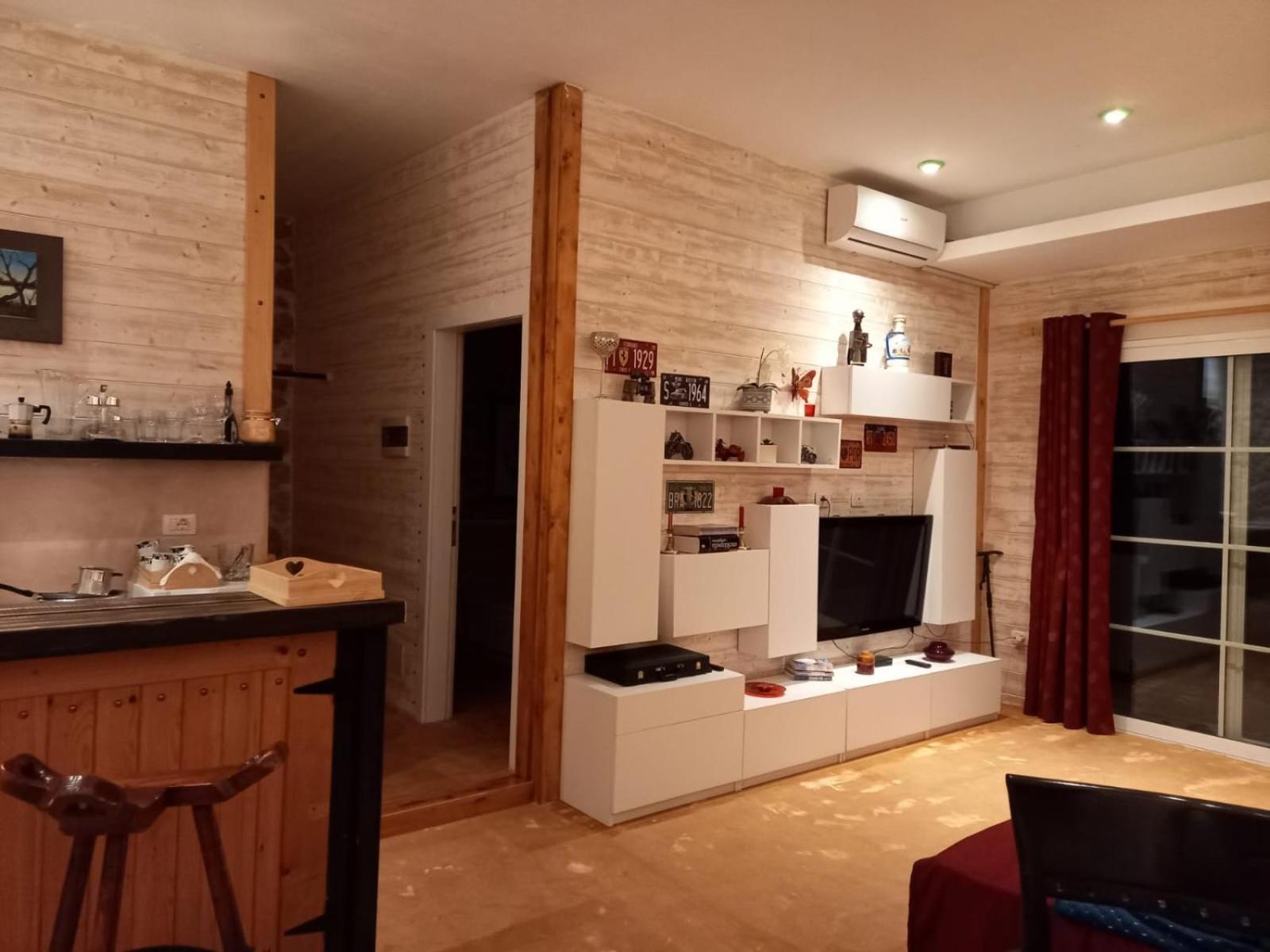 Rahoni Park & Suites Dhërmi Exteriör bild